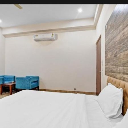 Hotel Amrapali Inn ג'איפור מראה חיצוני תמונה