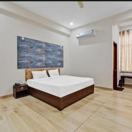 Hotel Amrapali Inn ג'איפור מראה חיצוני תמונה